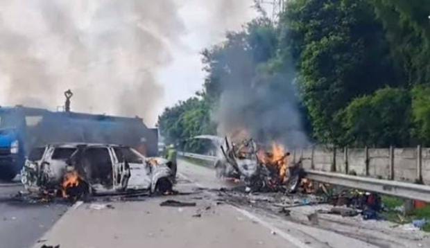 Naas 9 Orang Tewas, Kecelakaan Di KM 58 Tol Di Jalur Contraflow, Cikampek Arah Jakarta