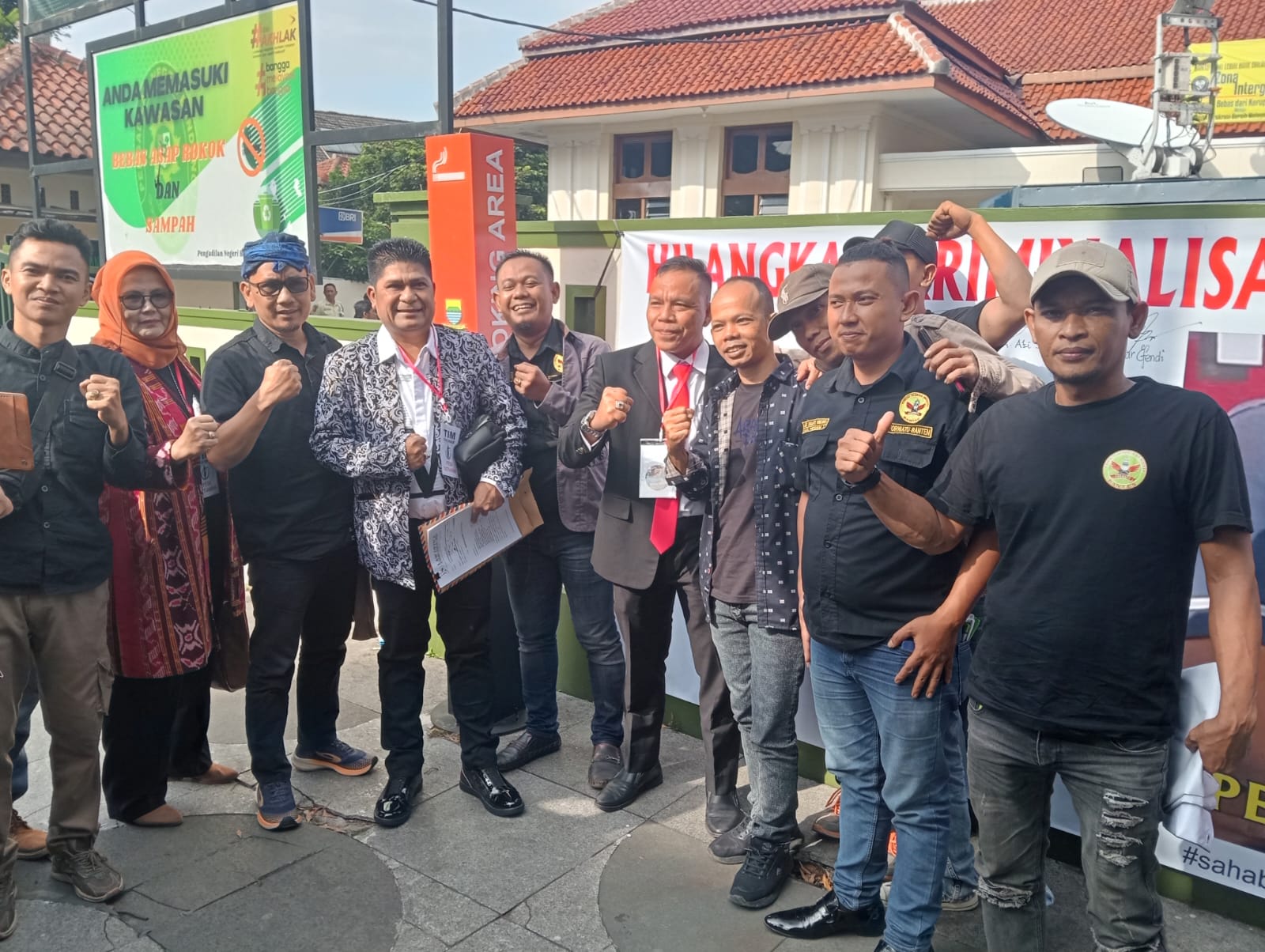 Forwatu Banten Hadiri Sidang Pradilan Pegi Setiawan Di Bandung