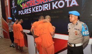 Tim Opsnal Resmob Sat Reskrim Polres Kediri Kota Bekuk Empat Pelaku Perampokan Spesialis Minimarket