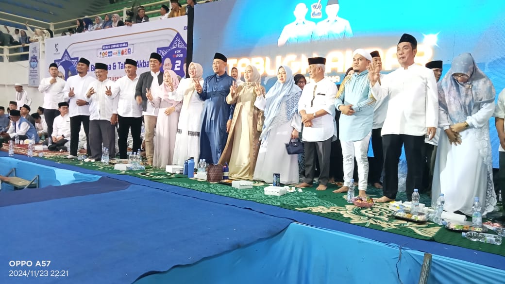 Meluing Tablig Akbar Dan Gema Shalawat Bersama Rachmat Hidayat Dan Rustam Effendi , Puluhan Ribuan Masyarakat Padati Tom Megang.