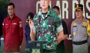 Apel Penyerahan Linmas, Dandim 0101/Kota Banda Aceh Dorong Sinergi Maksimal untuk Sukseskan Pilkada 2024